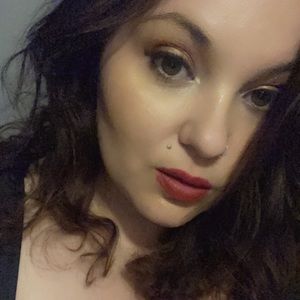 Meet your Posher, Katlyn
